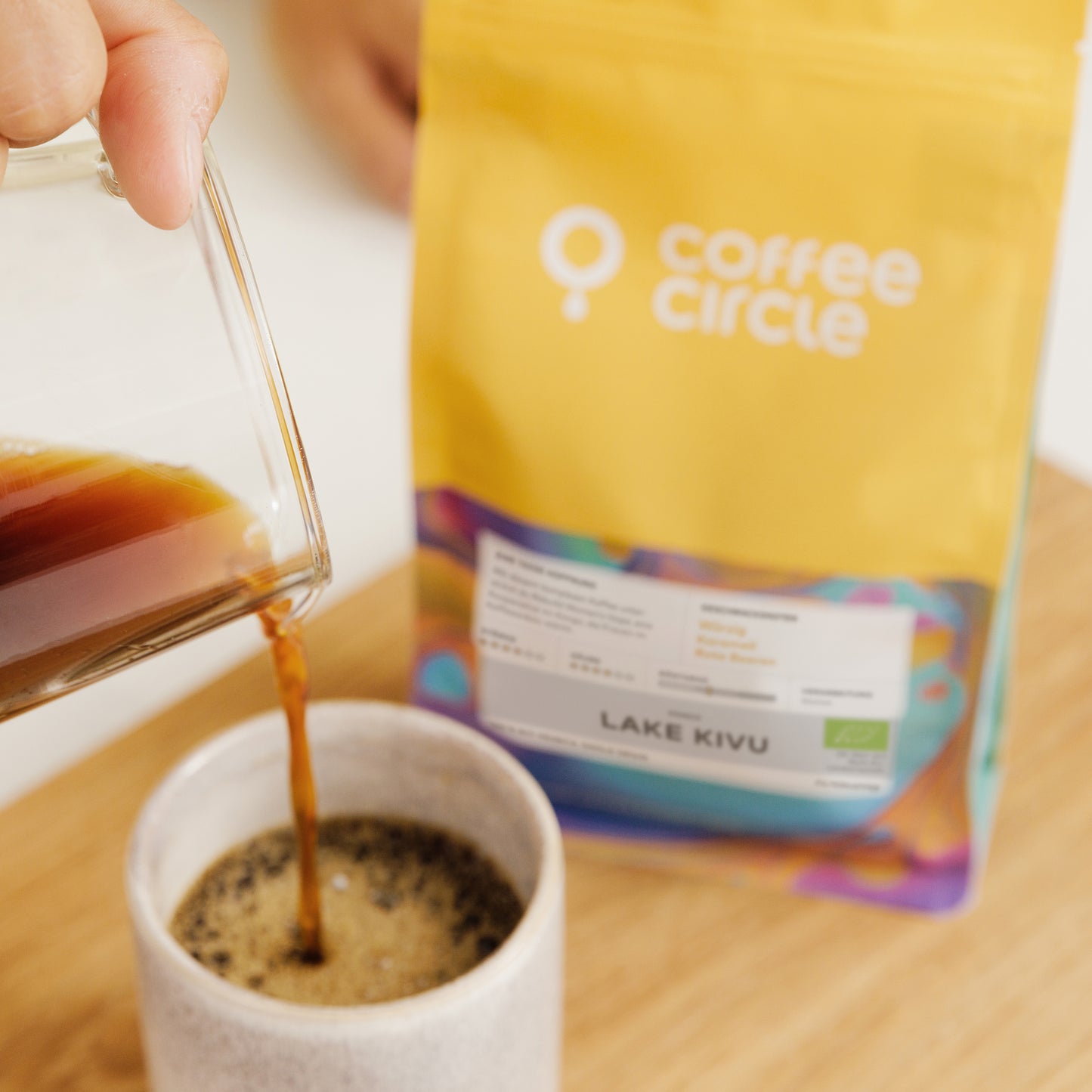 Lake Kivu Kaffee – handgefilterter Kaffee mit komplexem Geschmack aus nachhaltigem Anbau im Kongo.