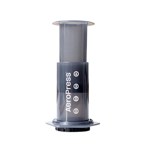 Aerobie AeroPress Kaffee-Zubereiter inkl. 100 Filtern in transparentem Kunststoffdesign.