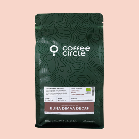 Buna Dimaa Decaf Kaffee bio in grüner Verpackung mit schonend entkoffeiniertem Rohkaffee aus Berlin